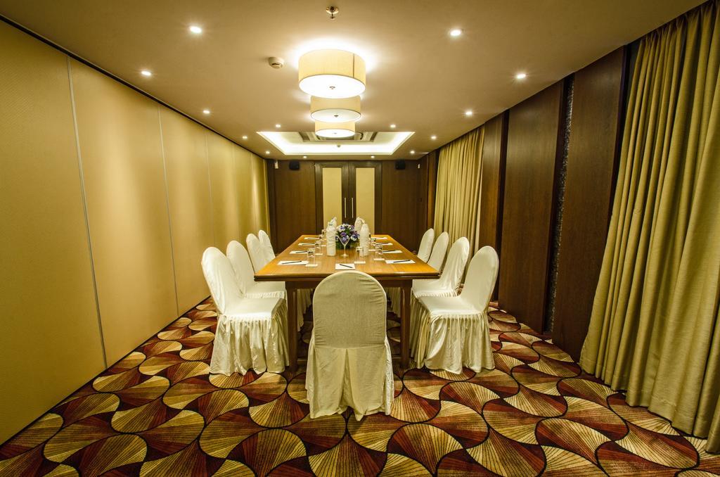 Calangute Towers - Am Hotel Kollection Zewnętrze zdjęcie
